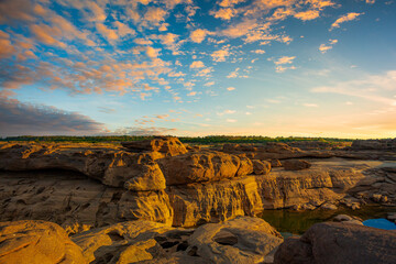 Sam Pan Bok is call the “Canyon of Thailand” located in Ubon Ratchathani, Thailand.