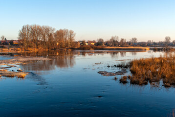 Krajobraz Doliny Narwi, Podlasie, Polska
