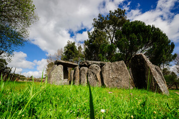 dolmen de Cunha Baixa, entre 3000 y 2500 aC, Beira Baixa, Portugal, europa © Tolo