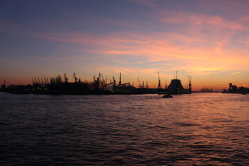 Sonnenuntergang in Hamburg

