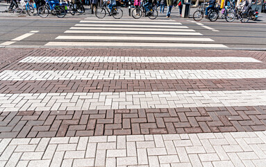 Obraz premium Crosswalk & Bicycles