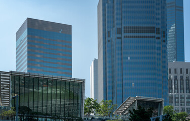 Obraz premium Hong Kong's modern urban architectural landscape