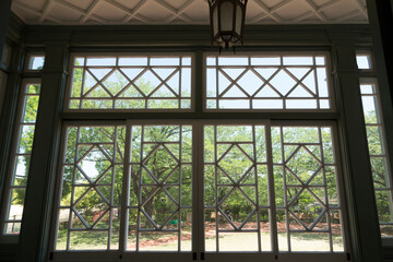 旧ハンター住宅の格子窓