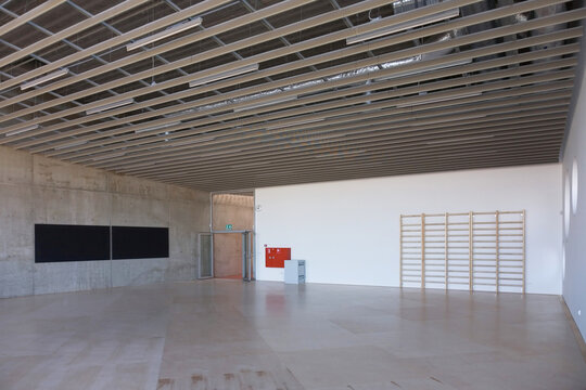Large Empty Room, gynmasium