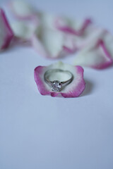  rose with ring