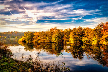 Panorama Ruhr Aue im Herbst bei Bochum