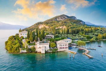 Fotobehang Punta San Vigilio, Garda Lake, Italy © stefanotermanini