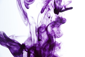 Water color image that disperses water movement