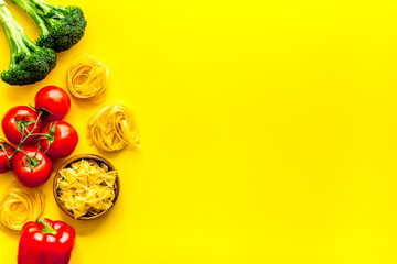Fototapeta na wymiar Vegan food cooking ingredients - vegetables and herbs top view