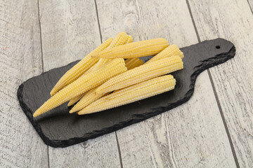 Raw baby corn
