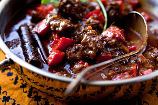 Close up of pork Vindaloo in pot