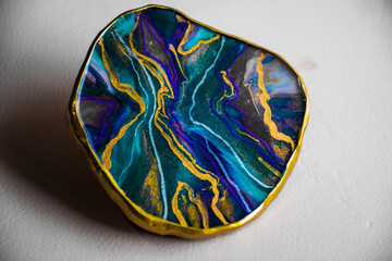 commissioned resin geode sapphire and emerald
original artwork