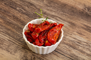 Sun-dried tomato in olive oil
