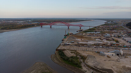 Fototapeta na wymiar views of the river, bridge and ships