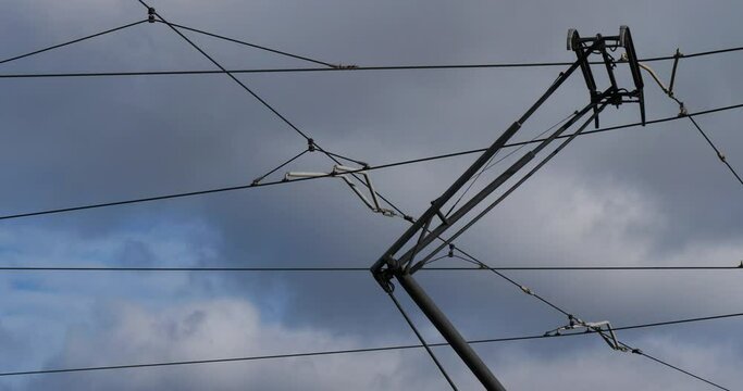 Pantograph on a moving tramway
