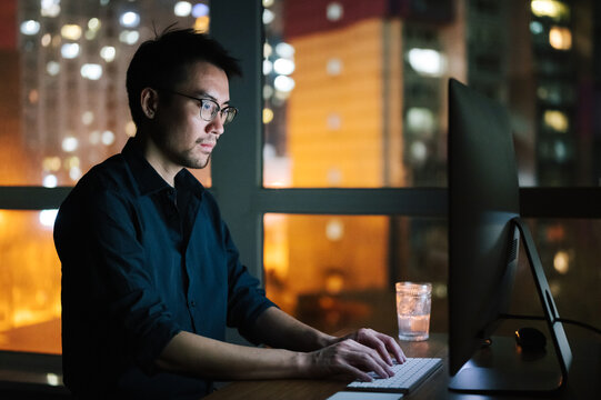 Businessman working in night