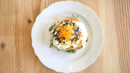 Healthy breakfast egg sandwich 
