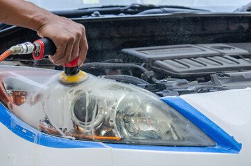 Polish front headlight © Cavan