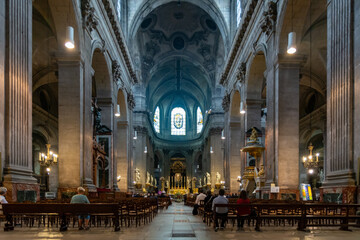 Obraz premium Inside the Saint Sulpice church