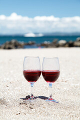 海辺のワイングラス