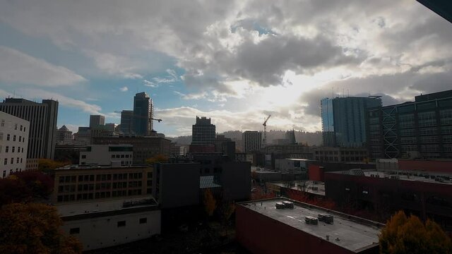 Time Laps Of A Cloudy Day In Portland, Pearl District With GoPro In 4K