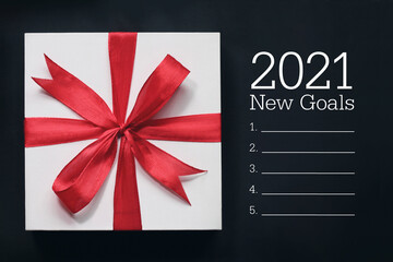 Goals 2021 with gift box.