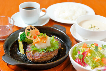 和風おろしハンバーグ