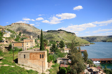 As the population of the city decreased to 5-10 households in the 19th century and Rumkale was...