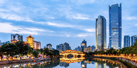 Fototapeta na wymiar Night view of Anshun Bridge, Chengdu, Sichuan, China
