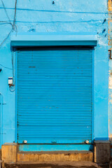 closed shops on the Hindi day of rest