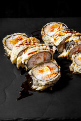 Vertical frame, set of 8 hot rolls on black stone board