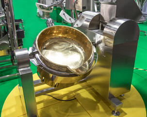 Commercial mixing jacketed kettle for food industry