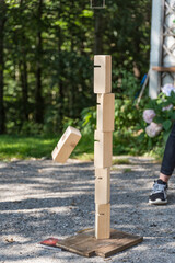 Geschicklichkeitsspiel aus Holz