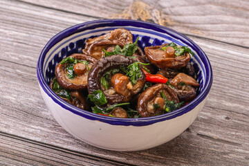 Marinated shiitake mushrooms with herbs