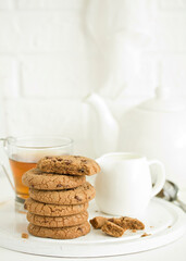 Fototapeta na wymiar Chocolate oatmeal cookies. Homemade baking. Selective focus.