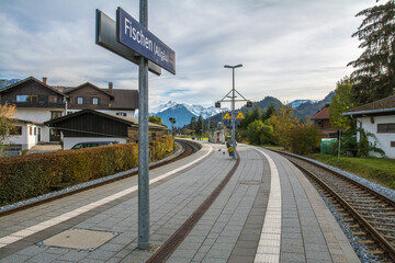 fischen im allgäu. bahnhof