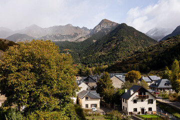 Fototapeta na wymiar Landscape of mountains in Sabiñanigo, Spain