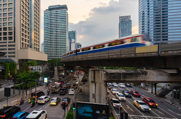 urban traffic and sky train in Bangkok, Thailand - obrazy, fototapety, plakaty