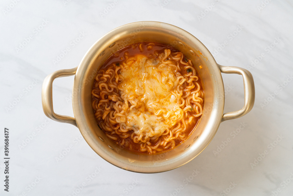 Wall mural Korean spicy instant noodle with cheese