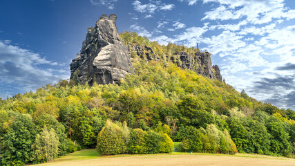 Blick auf die Pfaffensteine mit Barbarine, Sächsische Schweiz, Sachsen, Deutschland