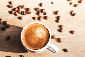 illustration tasse de café avec grains de café support bois