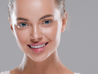 Fototapety  Beautiful woman face with healthy clean slon spa concept cosmetic skin care