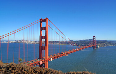 Obraz premium Famous Landmark red Golden Gate Bridge of San Francisco, California, United states , USA - seen from Battery Spencer - Travel and sightseeing concept 