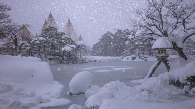 石川県 兼六園 雪景色
