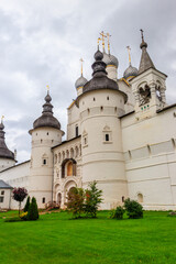 Fototapeta na wymiar Gate Church of the Resurrection of Christ in Rostov kremlin, Russia. Golden ring of Russia
