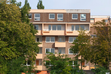 Abbruchreifes entkerntes  Wohnhaus,  Wollepark, DelmenhorstNiedersachsen, Deutschland, Europa