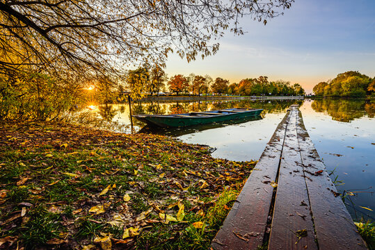 Beautiful autumn colours during sunset at Vestecky rybnik (Vestec pond) near Prague.