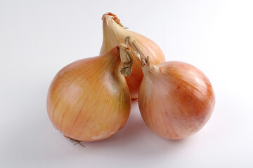 Fresh raw onions