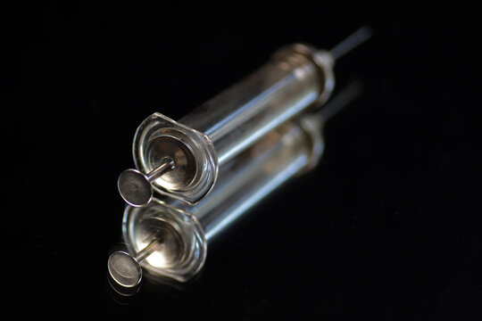 Glass syringe for injection in hospital