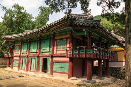 The entrance of  Oksan Academy in Gyeongju, South Korea, a  UNESCO World Heritage Site